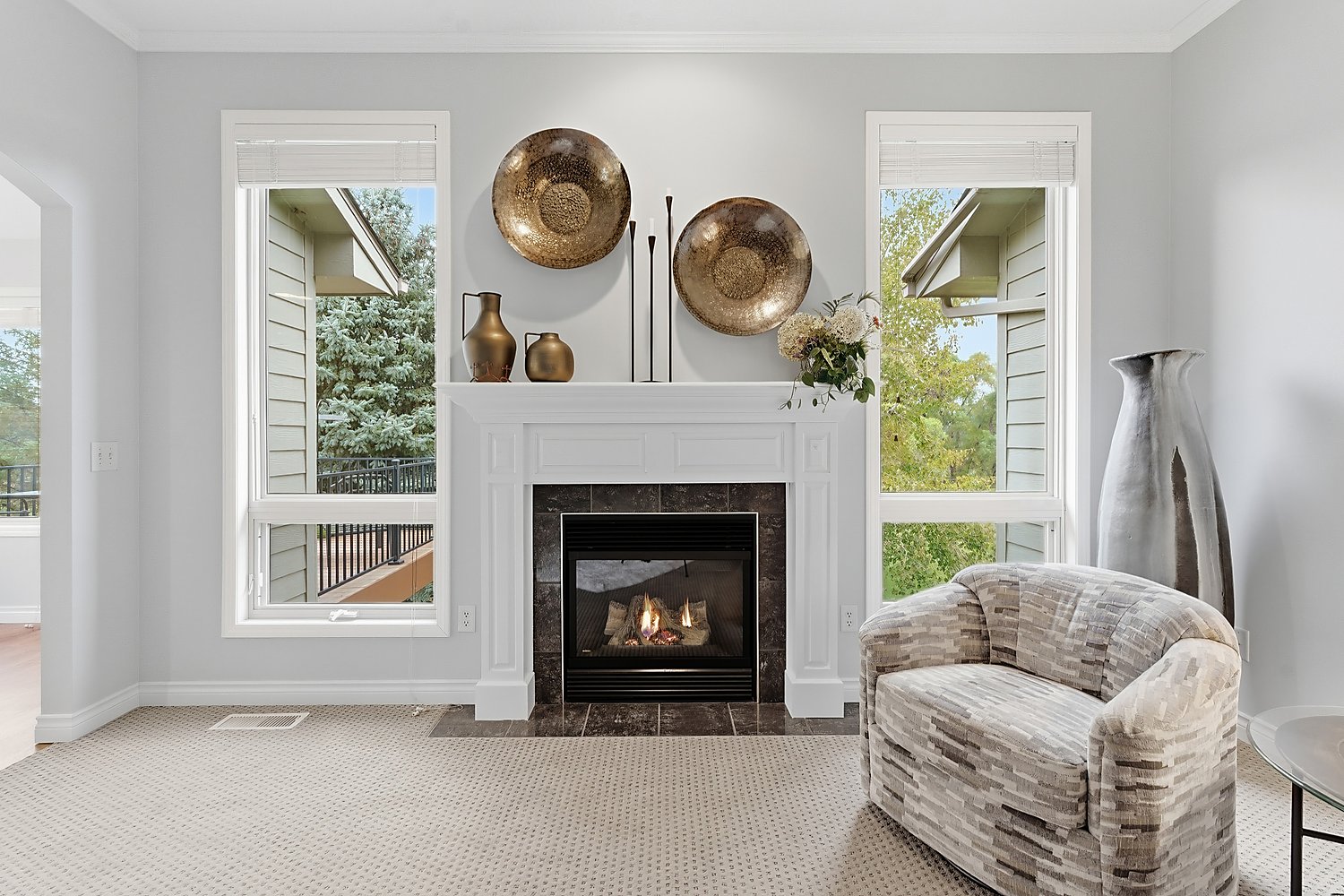 Sitting room with fireplace